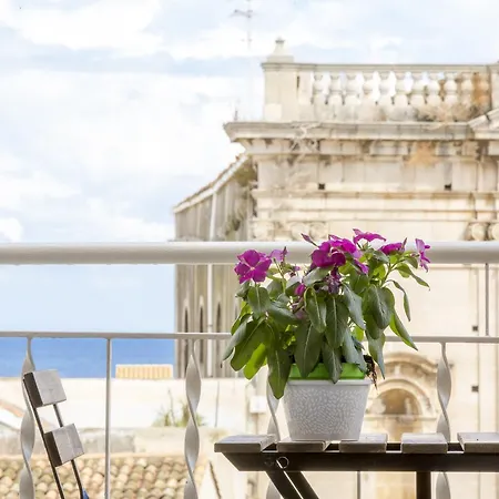 Maison Ortigia 3*